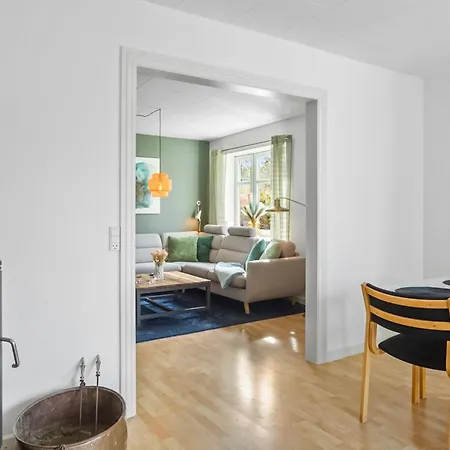 Bright And Cozy House Near Forest And - Space For 8 * Horbelöv